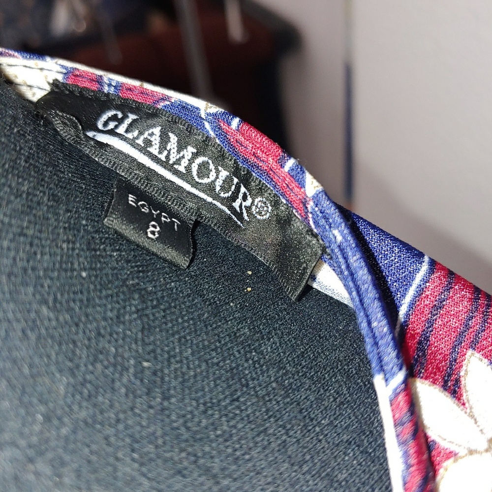 Dress - Picture 4 of 4